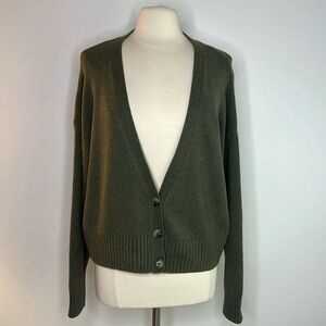 Gap olive green deep V button front cardigan sweater size large